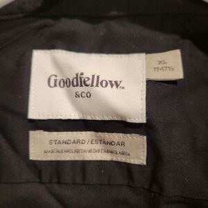 Goodfellows Mens Button-up Long sleeve black, standard fit